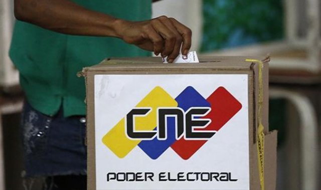 Es tán convocadas 20,7 millones de personas para votar. AFP