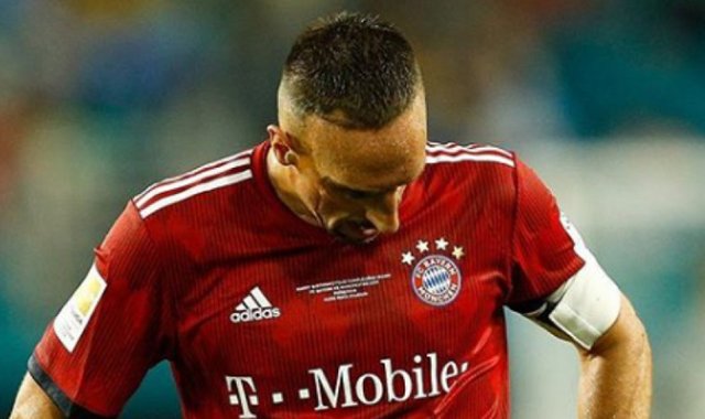 Instagram @franckribery7