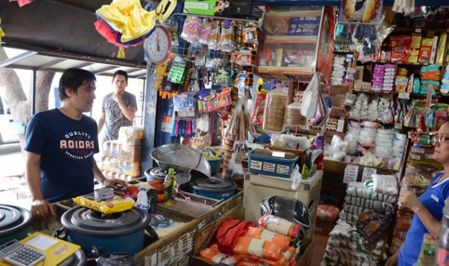 El comercio en Cúcuta se recuperó gracias a una mayor demanda de productos y una oferta que se incrementó por la presencia masiva de venezolanos de diferentes ciudades del vecino país. Archivo