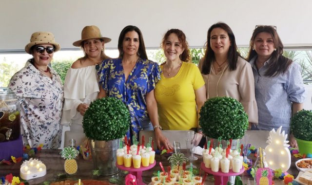 Pilar Lizarazo, Débora Guerra, Isabel Cristina Soto, Laura Ochoa,Gilma Peñaranda y Ana María Cáceres. Cortesía