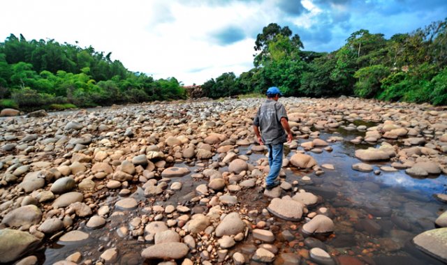 El ministro de Vivienda dijo que 46 municipios continúan en calamidad pública por falta de agua. Colprensa
