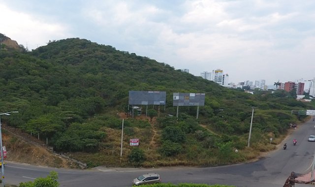 César Obando / La Opinión