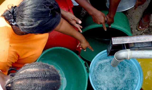 El consumo de agua disminuyó en todos los estratos socioeconómicos del país, según datos de la Superservicios.
Archivo