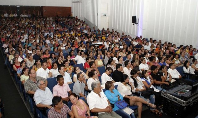 El Teatro Avenida del Hotel Casablanca está ubicado en la avenida 5 No. 14 - 34. Archivo