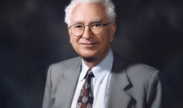 Con su trabajo sobre los quarks, este científico nacido en Nueva York consiguió en 1969 el premio Nobel de Física. Tomada de Twitter