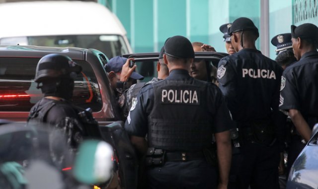 El expresidente deberá permanecer en su domicilio conyugal.
AFP
