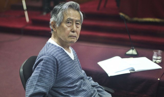 El exmandatario fue trasladado a la base policial donde completa desde enero una condena de 25 años por crímenes contra la humanidad. Archivo