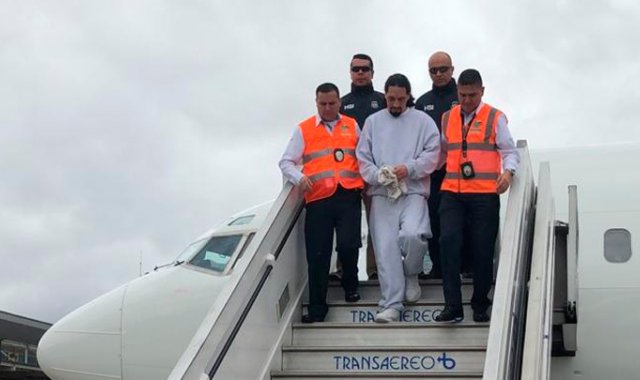 Murcia Guzmán fue recibido por oficiales de Migración Colombia en el aeropuerto de El dorado. Colprensa