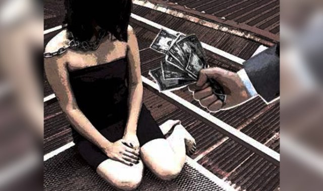 Por parte de bandas organizadas se ofrecen alquiler de fincas de recreo o cabañas los fines de semana con mujeres incluidas, la mayoría extranjeras.
Internet