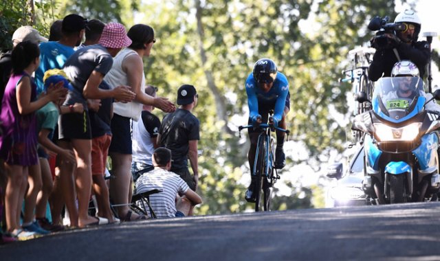 Tras la etapa 14, Quintana queda en la general en el puesto 14º, a 7 minutos y 19 segundos del líder Julian Alaphilipe. AFP