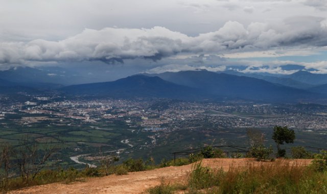 En Cúcuta está el cerro Tasajero, que forma parte de la cordillera oriental de Los Andes y está cubierto por un hermoso bosque tropical seco, más de 50 géneros y especies de flora habitan allí. Archivo