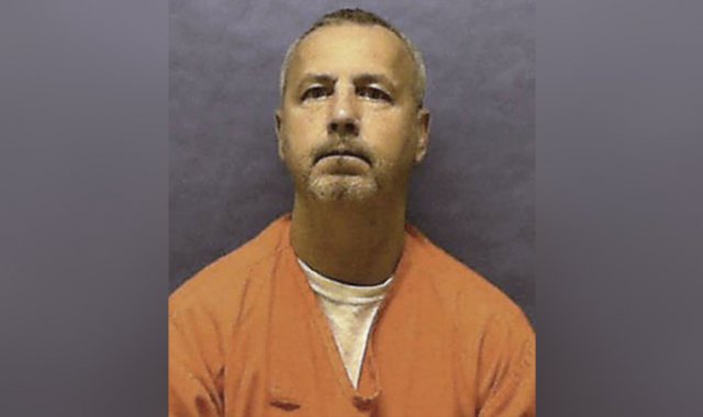 Según la orden de ejecución, en su infancia Bowles padeció golpizas de sus padrastros y el abandono de la madre. AFP