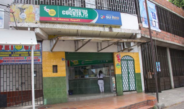 El ganador compró su tiquete en el punto de venta de Apuestas Cúcuta 75, en el sector de Cuatro Vientos, barrio La Libertad. La Opinión
