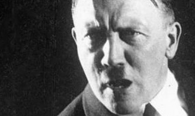 La representación judía de Alemania muestra rechazo ante la subasta por parte de Hermann Histórica.  @replicant1984
