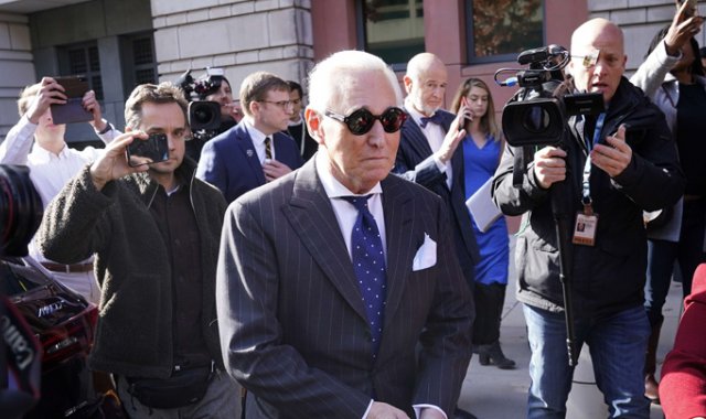 La sentencia de Stone se fijó para el 6 de febrero y el exfuncionario enfrenta una pena de hasta 20 años de prisión. AFP