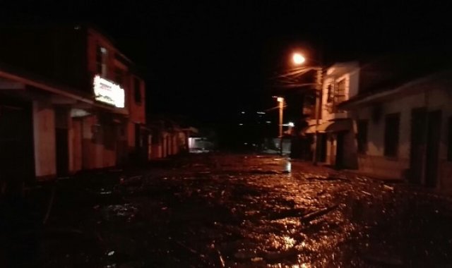 Inundación en Corinto. Colprensa