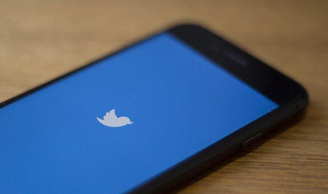 Las plataformas de redes sociales han sido desafiadas por la campaña del presidente Donald Trump y su uso de anuncios con afirmaciones que empresas independientes de verificación de datos consideran falsas. AFP