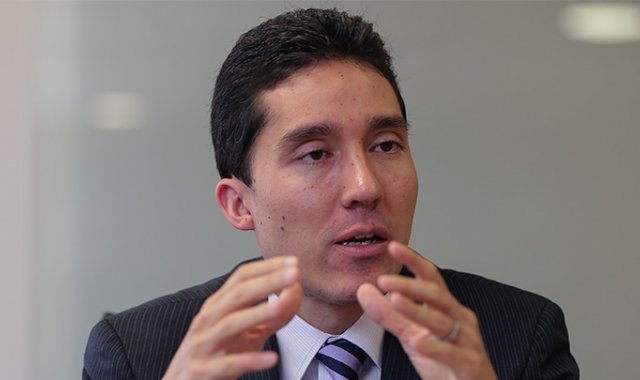 Entre las recomendaciones que entregó Mejía para el proyecto de ley está la de financiar el denominado paquete social disminuyendo las exenciones tributarias para las empresas. Colprensa