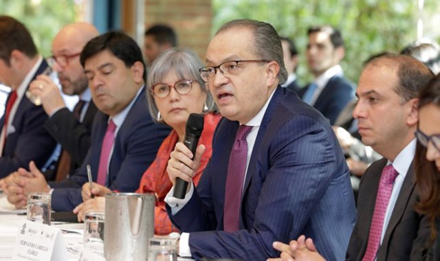 La protección de la vida de los líderes sociales, la defensa de los Derechos Humanos, la erradicación de cultivos ilícitos y la implementación de los Acuerdos de Paz en los territorios, son los objetivos principales de los gobernadores que iniciarán sus mandatos en 2020. Colprensa