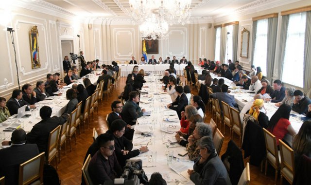 Analistas políticos consideran que, hasta ahora, al Gobierno le ha funcionado la estrategia de la Conversación Nacional que lanzó frente al paro. Colprensa