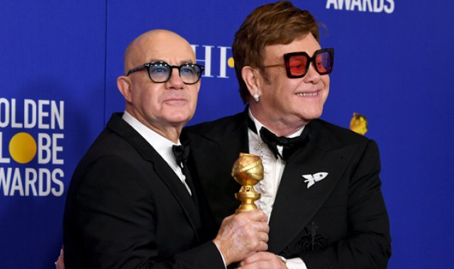 Elton John se llevó el premio a mejor canción. AFP