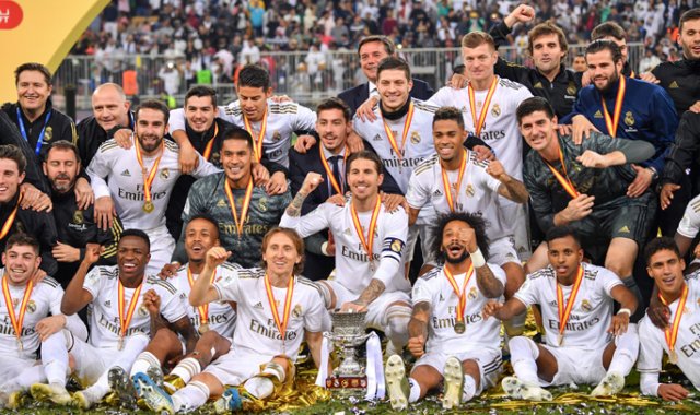 El Real Madrid se proclamó este domingo campeón de la Supercopa. AFP