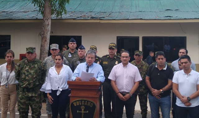 En el consejo de seguridad participaron el Ministro de Defensa, Carlos Holmes Trujillo; el gobernador de Norte de Santander, Silvano Serrano; el comandante general de las Fuerzas Militares, los comandantes de fuerza y los alcaldes de cinco municipios de la región.
Cortesía