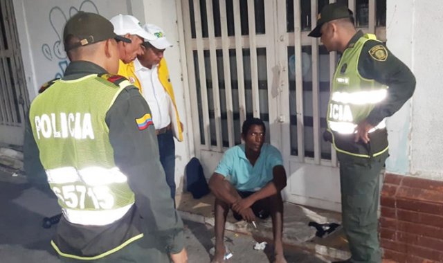 Los guían hacia los Centros Día o Noche.
Cortesía