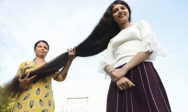 La joven, que vive en la pequeña ciudad de Modasa, en el estado de Gujarat (oeste de la India), volvió a obtener en 2019 su certificado Guinness, mejorando su anterior récord de 170,5 centímetros establecido en diciembre de 2018. @RadioCuervoUru