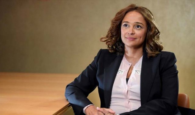 En 2013, le revista Forbes la llama "la primera mujer multimillonaria de África".  @newsrantz