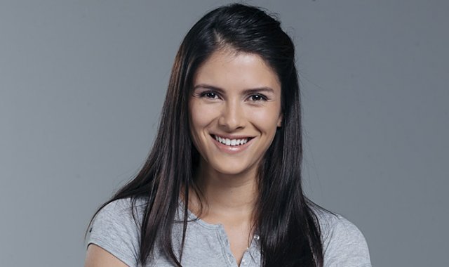 Valeria Gálviz encarna a Alba Lucía en la telenovela ‘Amar y vivir’ de Caracol Televisión. Cortesía Caracol