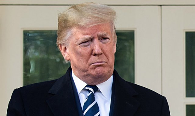 Los demócratas pidieron al senado la destitución, pero los abogados
que lo defienden pidieron la absolución de trump. AFP