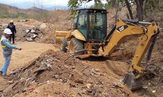 Con la decisión del miércoles el contrato de concesión de la escombrera muicipal vuelva a quedar en firme en manos de la Fundación Salvemos el Medio Ambiente, Funambiente.
Archivo