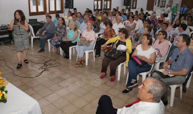 La experta fue invitada por la Fundación Cultural El Cinco a las Cinco.
César Obando
