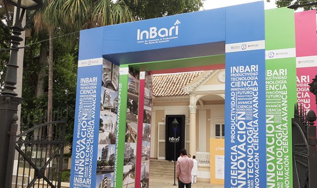 Margie Carrillo La Opinión 