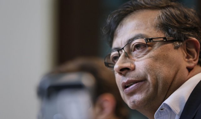 Gustavo Petro tiene una lesión cancerígena entre el esófago y el estómago. Colprensa