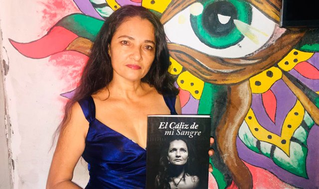 En el marco de la conmemoración del Día del Idioma, Martha Mora participó en un conversatorio virtual  con estudiantes de Trabajo Social de la Universidad Francisco de Paula Santander, en Cúcuta. Cortesía