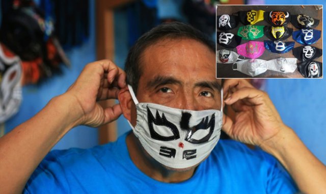 Entre familiares y amigos, Huerta ha reunido un equipo de seis personas que fabrican las mascarillas en su humilde casa de México. AFP