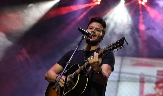 El vídeo se grabó de ventanas para adentro del hogar de Gusi, imágenes intimas de su vida y su familia Colprensa.