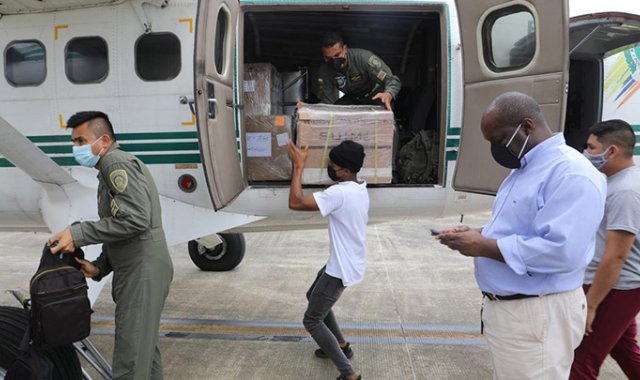 Entre viernes y domingo llegan 5 respiradores al departamento. Colprensa