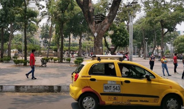 Una nueva modificación a la medida de pico y cédula se vuelve a presentar, esta vez para permitir que la reactivación económica continúe en ascenso. Archivo / La Opinión