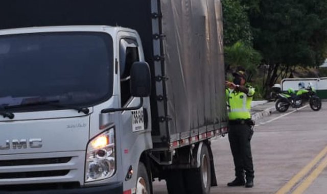 Se adelantaron actividades de verificación de la documentación, de automotores y conductores. Policía Nacional