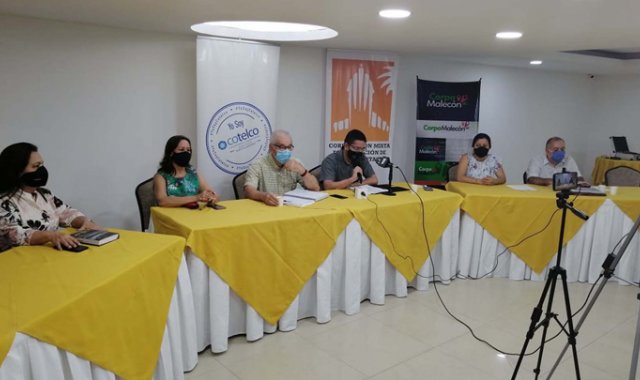 En rueda de prensa, los directivos del sector turismo dieron a conocer la crisis por la que atraviesan las empresas de este gremio. Sara Barrera