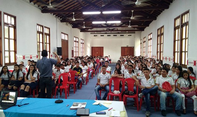 Los talleres y foros que se acostumbraban a hacer en la Biblioteca Pública Julio Pérez Ferrero en el marco de la Fiesta del Libro, ahora se llevarán a cabo de manera virtual. Archivo / La Opinión