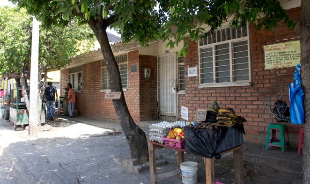 El puesto de salud lleva 24 años abandonado. Los líderes comunales esperan que el inmueble sea recuperado lo antes posible. Alfredo Estévez