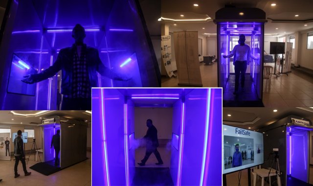 Cabina con luz ultravioleta. Colprensa