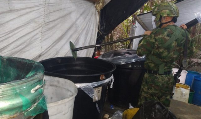 Con este golpe de las autoridades, el frente 33 disminuyó ostensiblemente su capacidad de producción de droga y sus ingresos económicos producto del narcotráfico, cercanos a los $5.000 millones semanales. Ejército Nacional