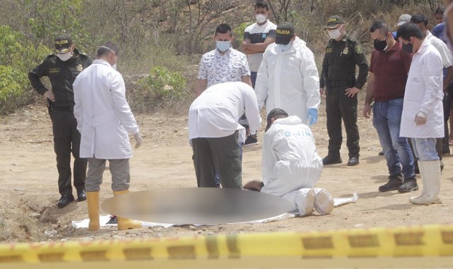Una vez encontraron el cadáver, los familiares llamaron a la Policía Metropolitana y una hora después llevaron a cabo la inspección técnica. Cristian herrera / La Opinión