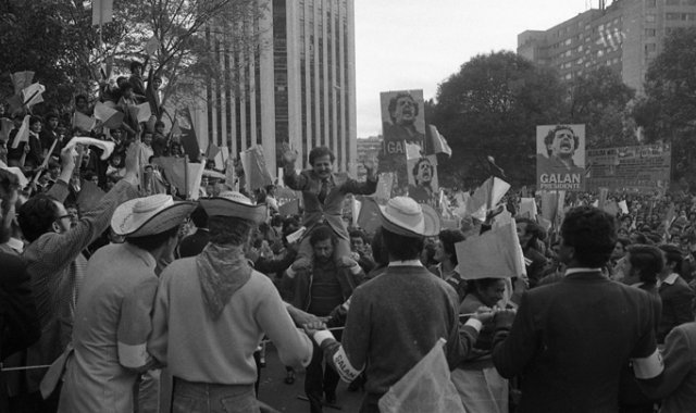 El recurso de casación busca que la Corte Suprema de Justicia condene a los dos exoficiales por los delitos de homicidio con fines terroristas en concurso homogéneo y heterogéneo con tentativa de homicidio. Colprensa