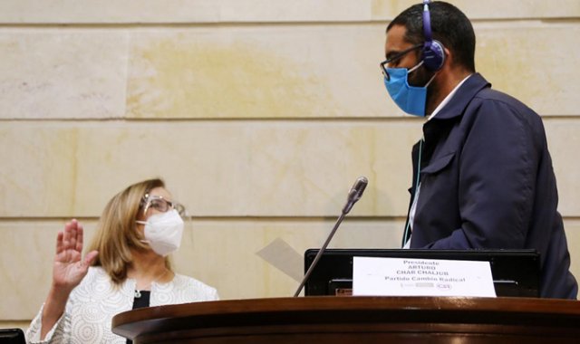 El Senado,83 votos de 100, eligió a Cabello, quien hasta hace unas semanas era la ministra de Justicia, cargo que ejerció durante poco más de un año. Colprensa